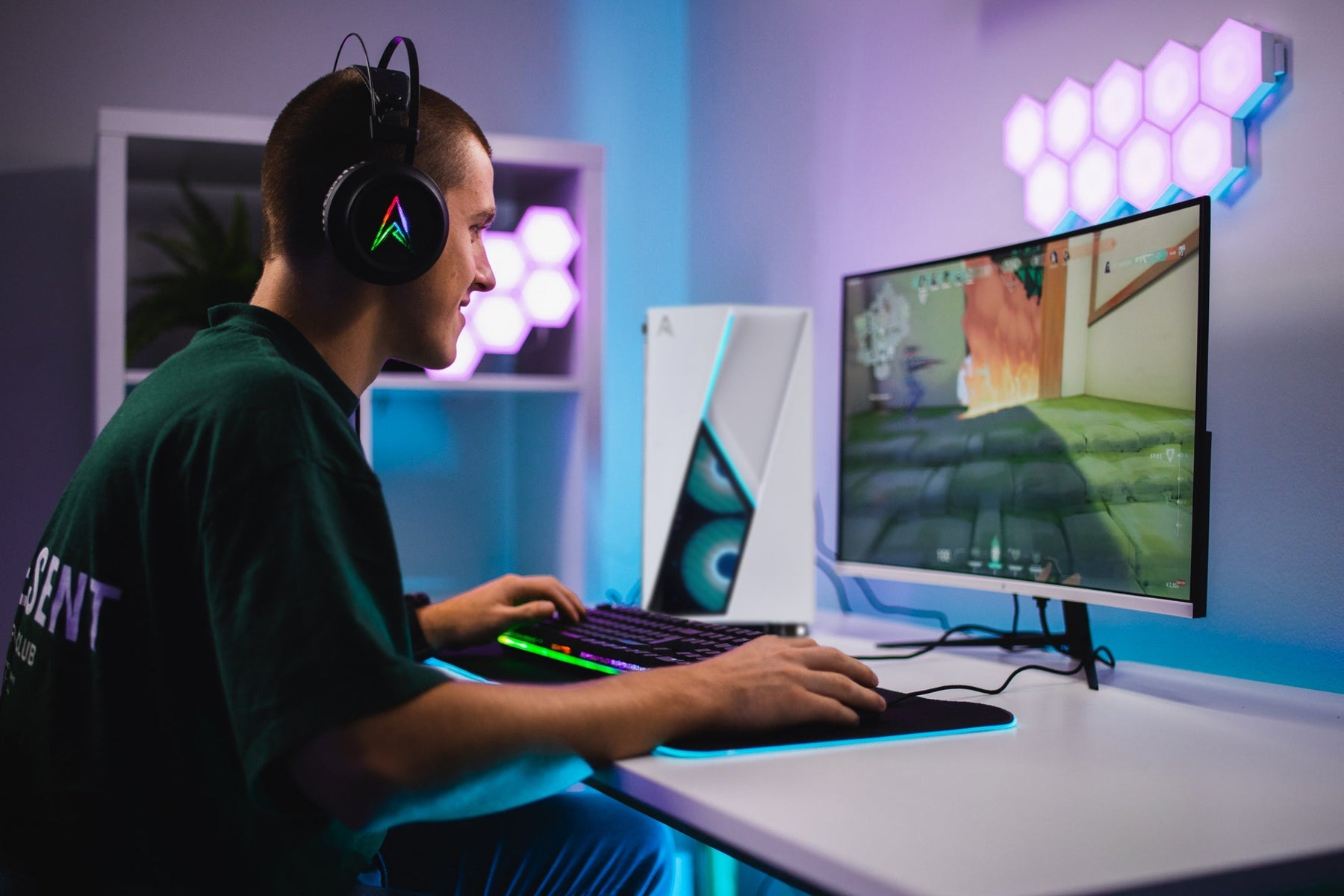 Allied Stinger-A: AMD Ryzen 5 5600X | AMD RX 6700 XT Gaming PC